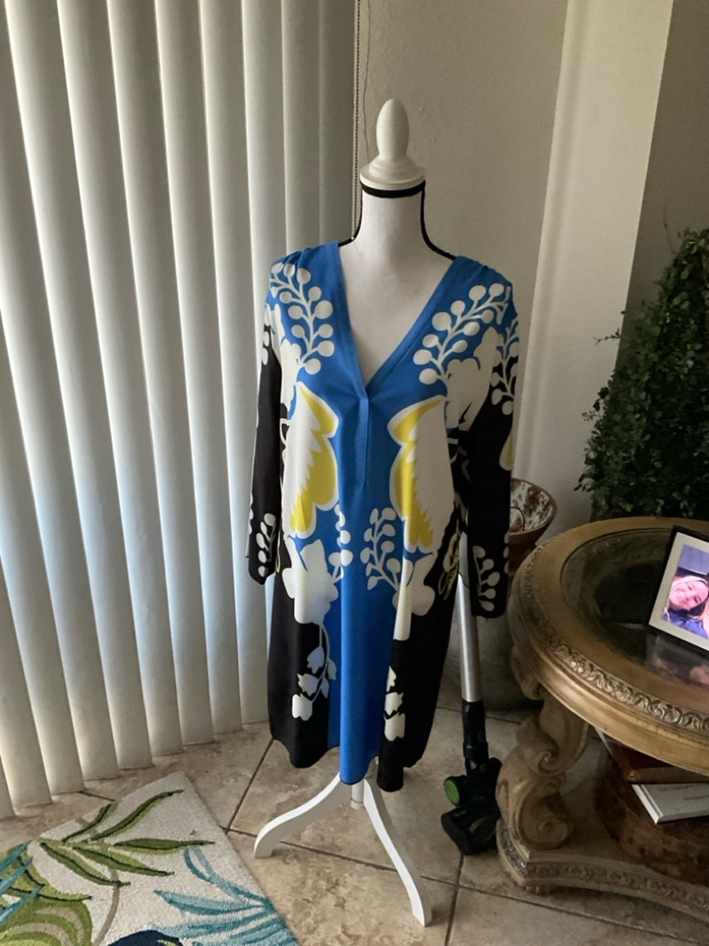 Blue Floral V-Neck Long Sleeve Dress